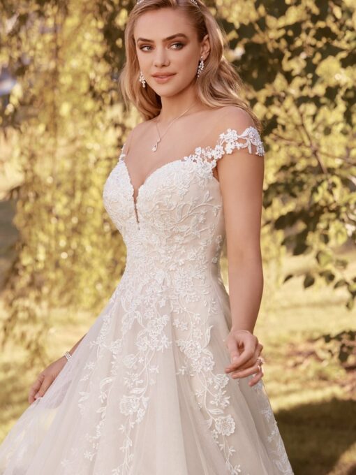 Y22185_ivory_blush_f-c-